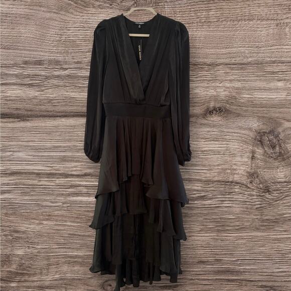 Steve Madden NWTblack Bei ruffle dresssize medium
